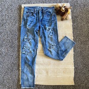 Ripped TomGirl Jeans AE